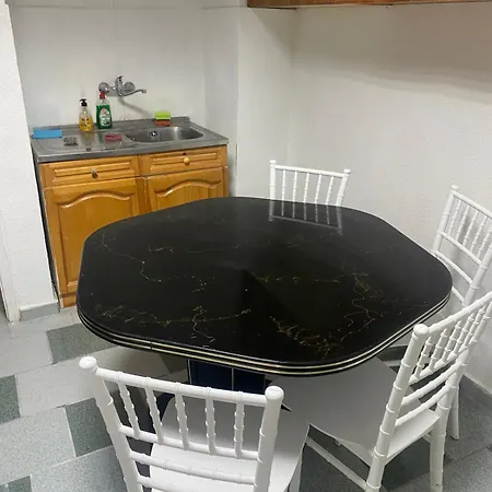 Apartman дрин